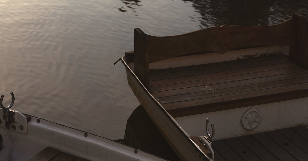 Comparing Different Motorboat Models for Your Adventure