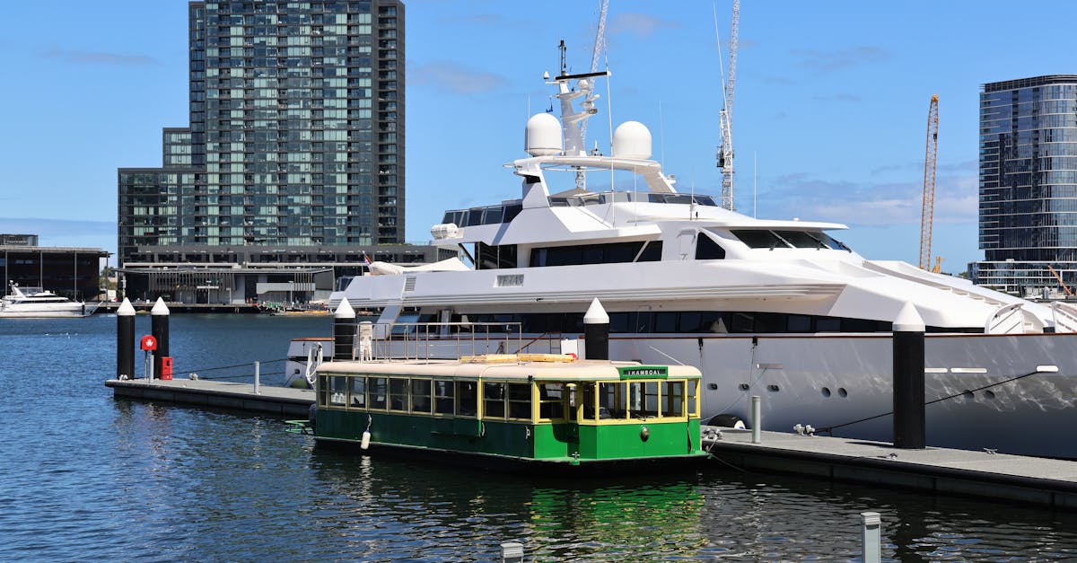 Navigating the Cost of Hiring a Self-Drive Boat in Melbourne